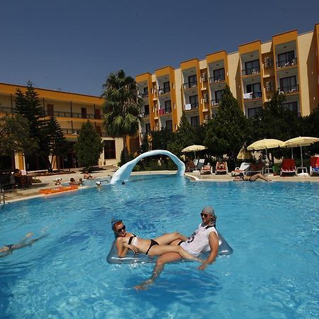 Club Hotel Mira كمر المظهر الخارجي الصورة