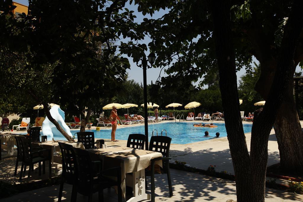 Club Hotel Mira كمر المظهر الخارجي الصورة